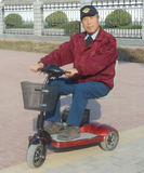 厂家直销代步车老人电动代步车残疾车电动车三轮代步车 老人首选