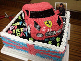 上海创意个性跑车蛋糕配送 法拉利汽车车模宝宝生日蛋糕送货上门