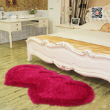 可爱心形床边弹力丝地毯 双心婚庆地毯卧室儿童房间床前地垫纯色