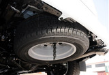 丰田汽车备胎架 霸道 2700中东版备胎架 下置免焊接备胎架改装