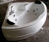 厂家直销三角浴缸扇形 亚克力浴缸 冲浪亚克力浴缸 浴盆 小型浴缸