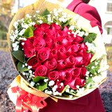 武汉鲜花同城速递33朵红玫瑰圣诞节送花北京上海深圳广州南京成都