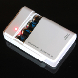 包邮安卓手机 苹果手机应急充电器 充电宝 4节AA干电池移动电源