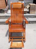 无框竹木休闲摇椅躺椅，宽60厘米，高102厘米，带按摩脚垫