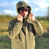 法国圣弗莱sevlae正品2012秋冬户外男款 薄款带帽冲锋衣D7110包邮