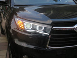 丰田15款龙锋新汉兰达 LED光导日行灯 双光透镜氙气灯大灯总成