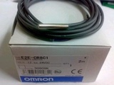 特价OMRON欧姆龙E2E-CR8B2  M4接近开关 PNP三线常闭(高品质