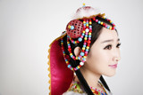 新款藏族头饰舞蹈演出服装饰品女少数西藏民族服装成人表演服装饰