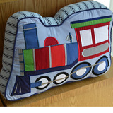 外贸抱枕精品纯棉贴布刺绣儿童抱枕靠枕床上用品帆船火车飞机抱枕