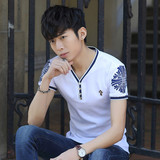 韩版夏季男士短袖t恤个性印花青少年立领修身纯棉打底衫v领上衣服