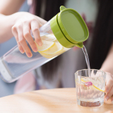 2016新品 日本ASVEL带茶漏冷水壶 热水杯 耐热塑料密封凉开水杯子