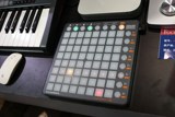带保卡正品 升级版 Novation LAUNCHPAD S DJ现场MIDI控制器