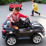 儿童广场出租电动车越野车遥控四轮小孩小车男孩女孩可坐大号汽车