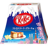 现货 日本代购 KitKat草莓芝士蛋糕夹心巧克力威化饼干富士山礼盒
