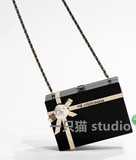 一只猫 studio 16限量小香新款山茶花化妆包化妆盒礼物盒链条女包