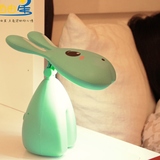 自由星台灯新品上市USB新奇特可爱台灯 给力兔卡通动物充电小夜灯