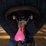 bike balls创意蛋蛋灯自行车后尾灯硅胶LED夜间骑行安全警示灯