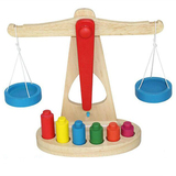 幼儿园男女孩木制天平枰儿童称重平衡游戏教具宝宝早教益智玩具