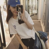 香港专柜代购MOUSSY夏季新款纯色简约字母装饰宽松短袖TEE T恤女