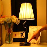 装饰台灯卧室床头灯北欧宜家现代简约触摸调光台灯个性创意小台灯