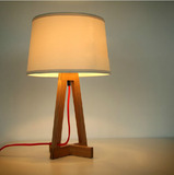 英伦台灯客厅卧室书房设计师北欧宜家现代简约创意个性原木头台灯