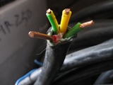 起帆电线电缆3*4+1*2.5 平方YJV VV电缆四芯电缆电力电缆全铜护套