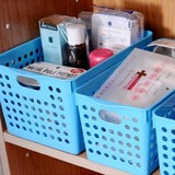 日本进口塑料收纳篮 桌面收纳箱 抽屉收纳盒文件整理筐办公置物篮