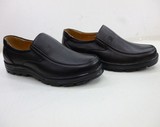 包邮特价韩版男黑皮鞋男商务休闲鞋保安鞋加厚橡胶防滑全黑工作鞋