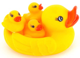 婴儿宝宝戏水益智玩具锻炼听觉捏捏叫网袋小鸭子一大三小子母鸭
