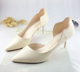 韩版潮鞋女士米白色尖头漆皮红底鞋7厘米高跟鞋侧空细跟单鞋女鞋
