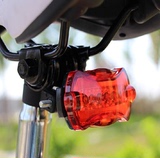 自行车尾灯山地车骑行装备5LED红色警示灯配件 蝴蝶尾灯骑行装备