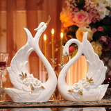 天鹅摆件家居装饰 创意时尚现代陶瓷工艺礼品新婚送朋友结婚礼物