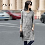 Amii[极简主义]2016秋女装纯色V领大码长袖针织毛衣中长款连衣裙