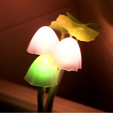 满39元包邮 小清新变色蘑菇灯 光控小夜灯 节能插电 光感夜灯台灯