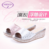 哈森/Harson 夏季新款休闲牛皮花朵女鞋 坡中跟凉鞋女HM59119