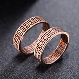 日韩版时尚戒指女镂空长城纹迷宫食指环钛钢饰品镀18k玫瑰金彩金