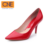 CNE 2015春新款欧美潮流纯色尖头高跟细跟漆皮女单鞋TCF6M92302