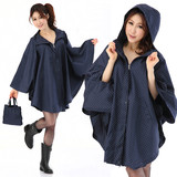 日本韩国时尚雨衣女成人徒步登山超轻风衣款 蓝色点点蝙蝠可爱雨