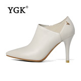 专柜正品YGK 春夏女靴马丁靴尖头踝靴优雅高跟细跟短靴6852