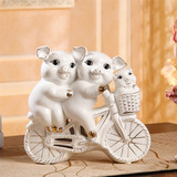 【天天特价】可爱特色陶瓷猪摆件工艺品客厅家居时尚装饰新婚礼物