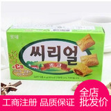 韩国进口 乐天巧克力夹心荞麦饼干 燕麦粗粮 大麦45g 32盒一箱