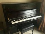 门德尔松钢琴，型号sp-28e3-125-k，已买三年。德国大品牌，