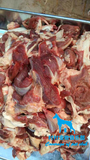 新鲜肉联厂现杀牛肉，牛碎肉（大块）进口三文鱼边角料