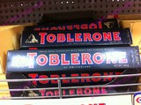 澳门代购 原装进口TOBLERONE瑞士三角黑巧克力 含蜜糖及杏仁100g