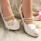 春秋水晶白色水钻婚鞋高跟新娘软底单鞋蝴蝶结蕾丝伴娘中高跟女鞋