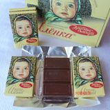 俄罗斯进口巧克力大头娃娃牛奶巧克力糖果零食礼物小块15克迷你装