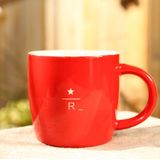 星巴克杯子R雕刻大容量马克杯陶瓷简约咖啡杯水杯带盖红色情侣