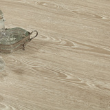 特价家用环保强化仿实木复合木地板8mm 强化地板浮雕耐磨工程地板