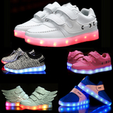 儿童小白鞋男童鞋板鞋闪光USB充电带翅膀女童带灯休闲鞋LED发光鞋