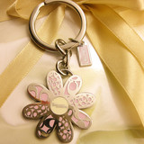 创意男女情侣生日礼物粉色花瓣花朵吊坠汽车钥匙扣 包扣挂件现货